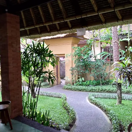 Ubud Lestari Bungalows